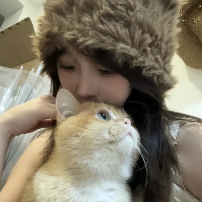 小鱼莉莉
